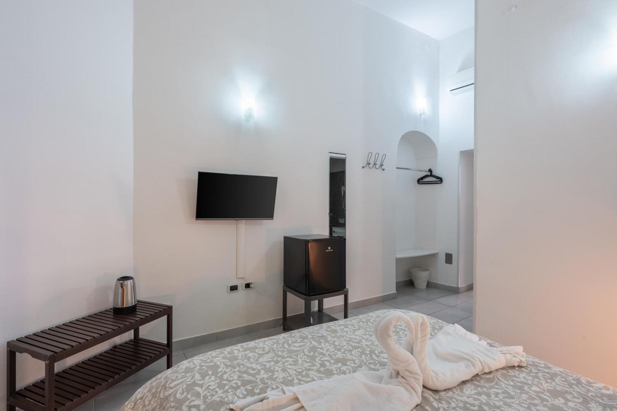Nina Suites Naples Exterior photo